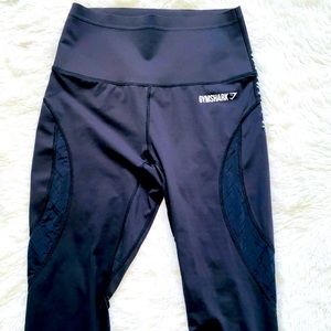 Gymshark capris!